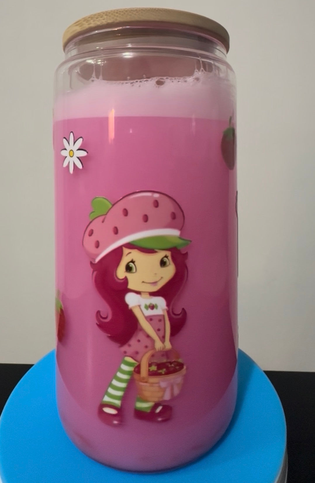16oz Strawberry Shortcake Glass Snow Globe Cup